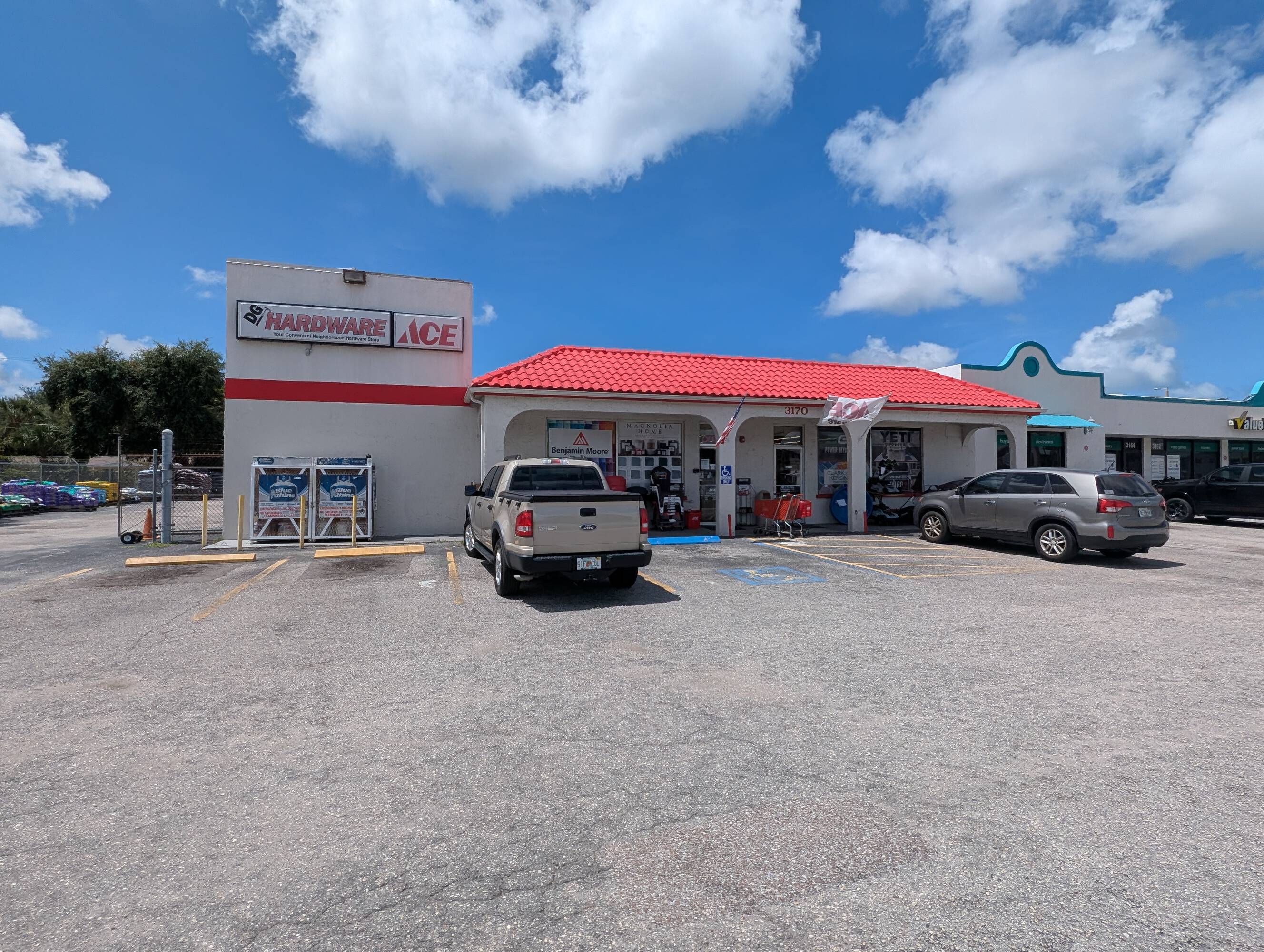 3170 Bee Ridge Rd, Sarasota, FL 34239