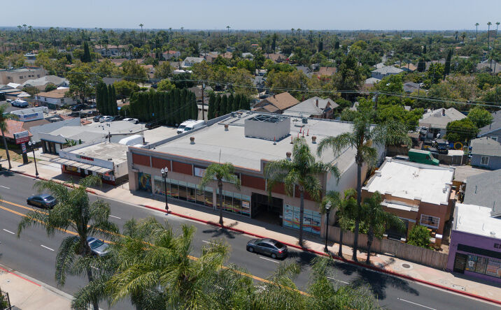 Pictures of Retail property located at 710 S MAIN ST, SANTA ANA, CA 92701-5718 for sales - image #1