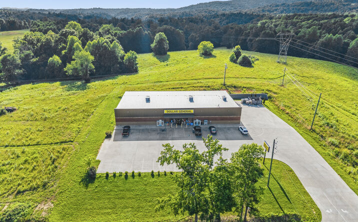 Pictures of Retail property located at 6075 Short Mountain Road, Woodbury, TN 37190 for sales - image #1