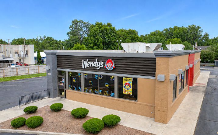 Pictures of Retail property located at 5055 West Washington Street, Indianapolis, IN 46241 for sales - image #1
