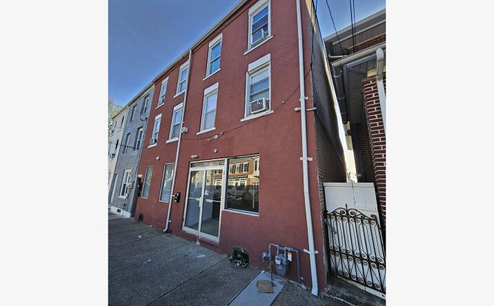 Pictures of Multifamily property located at 322 RIDGE AVE, ALLENTOWN, PA 18102 for sales - image #1