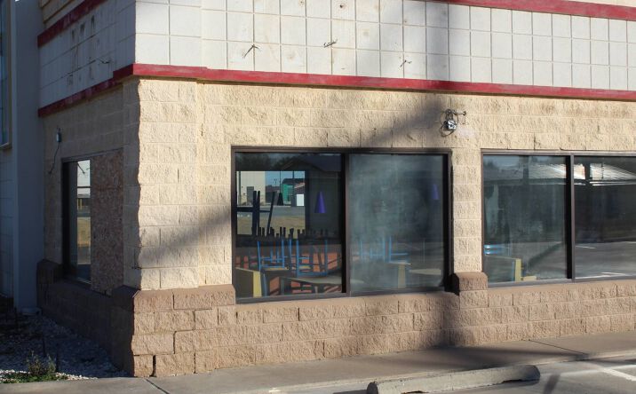Pictures of Office property located at 409 SE 2nd St, Guymon, OK 73942 for sales - image #1