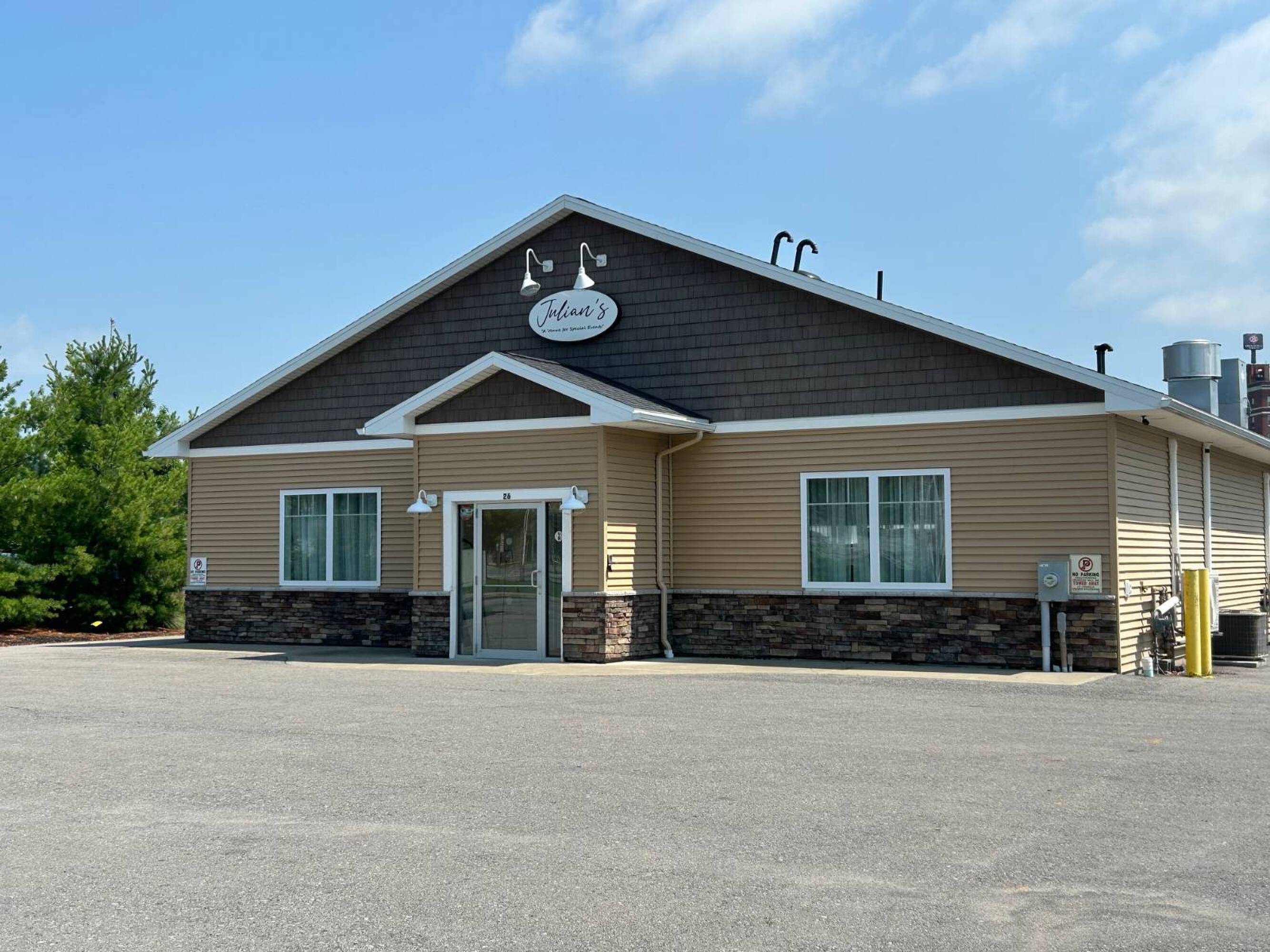 26 River St, Amsterdam, NY 12010