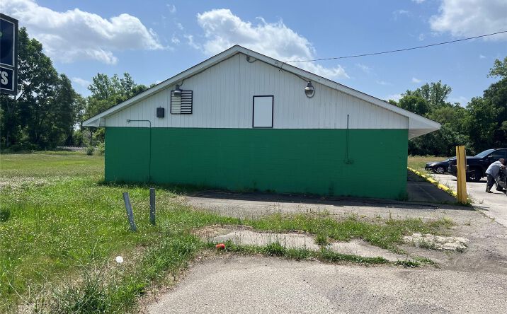 Pictures of Mixed Use, Office, Retail, Industrial property located at 1530 E Michigan Avenue, Ypsilanti, MI 48198 for sales - image #1