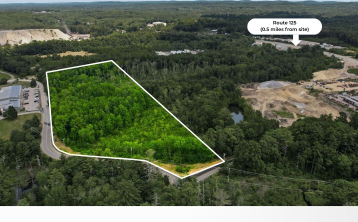Pictures of Land property located at 36 Old County Road, Plaistow, NH 03865 for sales - image #1