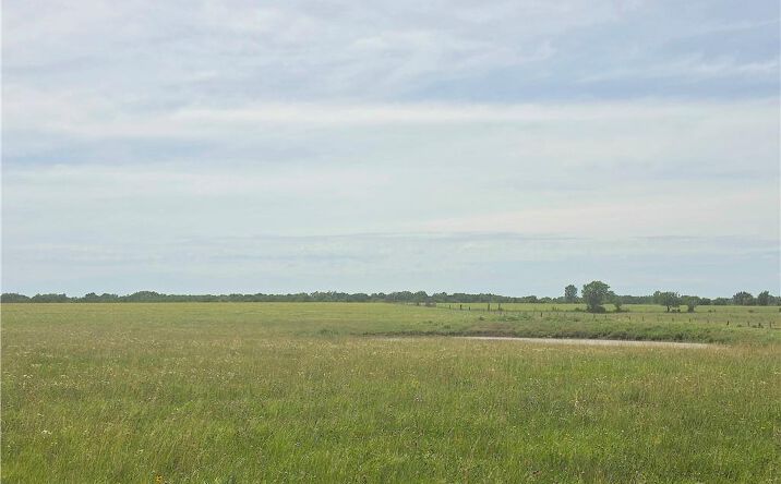 Pictures of Land property located at 526 3200 Street, Elsmore, KS 66732 for sales - image #1