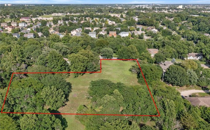 Pictures of Land property located at Diane Drive, Olathe, KS 66061 for sales - image #1