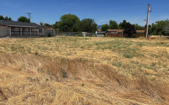 Pictures of Land property located at 7th St, Montague, CA 96064 for sales - image #1