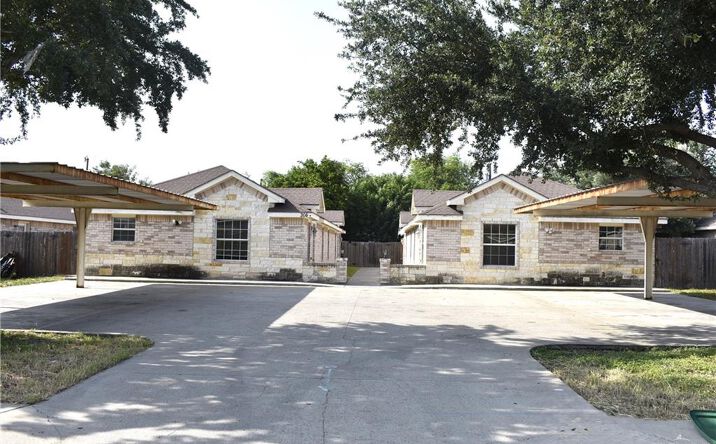 Pictures of Multifamily property located at 306 W Albatross Avenue, Pharr, TX 78577 for sales - image #1