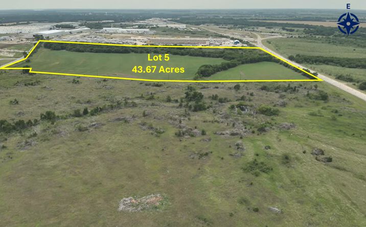 Pictures of Industrial, Land property located at 401 INDUSTRIAL LOOP, HILLSBORO, TX 76645-3045 for sales - image #1