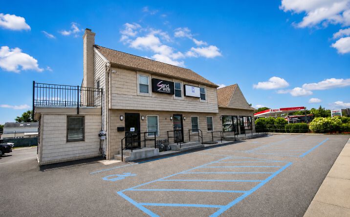 Pictures of Office, Mixed Use property located at 18-20 Hempstead Turnpike, Farmingdale, NY 11735 for sales - image #1