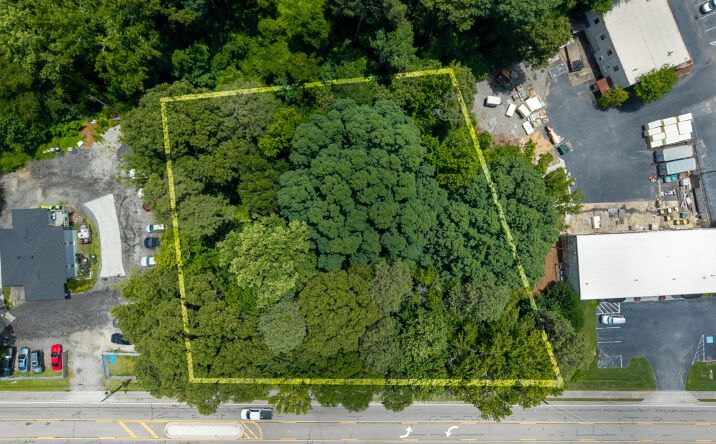 Pictures of Land property located at 5557 Oakdale Road, Mableton, GA 30126 for sales - image #1