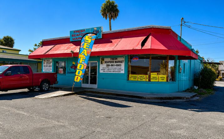 Pictures of Retail property located at 452 North Marion Avenue, Lake City, FL 32055 for sales - image #1