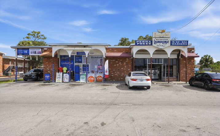 Pictures of Retail property located at 1228 HOLDEN AVE, ORLANDO, FL 32839-1340 for sales - image #1