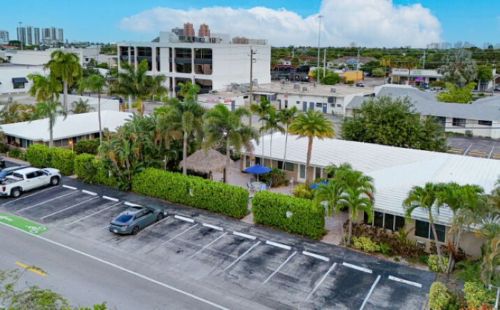 Pictures of Retail, Hospitality property located at 2640 & 2648 NE 32nd Street, Fort Lauderdale, FL 33306 for sales - image #1