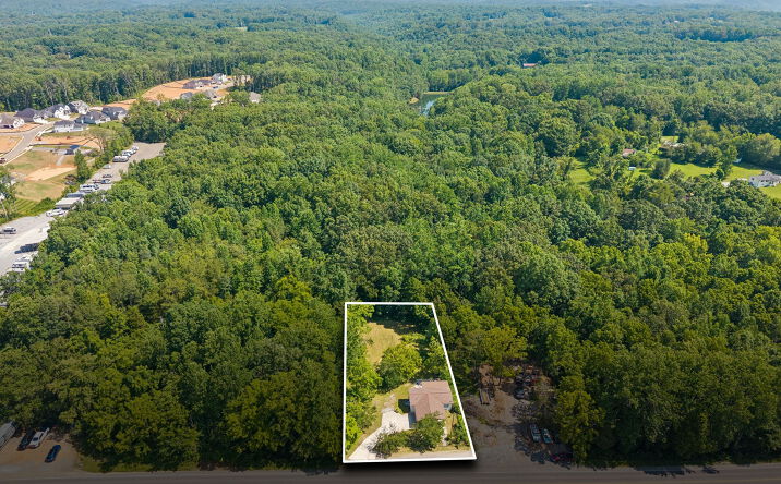 Pictures of Mixed Use property located at 1392 Fairview Boulevard, Fairview, TN 37062 for sales - image #1
