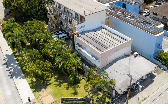 Pictures of Retail, Multifamily property located at 3154 WAIALAE AVE, HONOLULU, HI 96816-1536 for sales - image #1