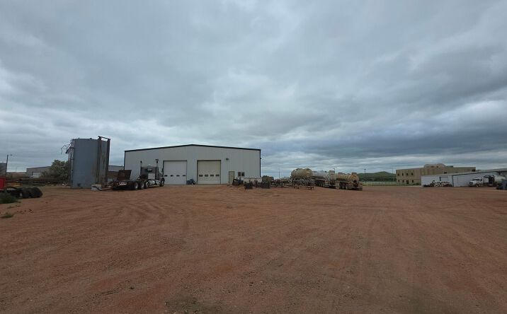 Pictures of Industrial property located at 3711 4th Ave NE, Watford City, ND 58854 for sales - image #1