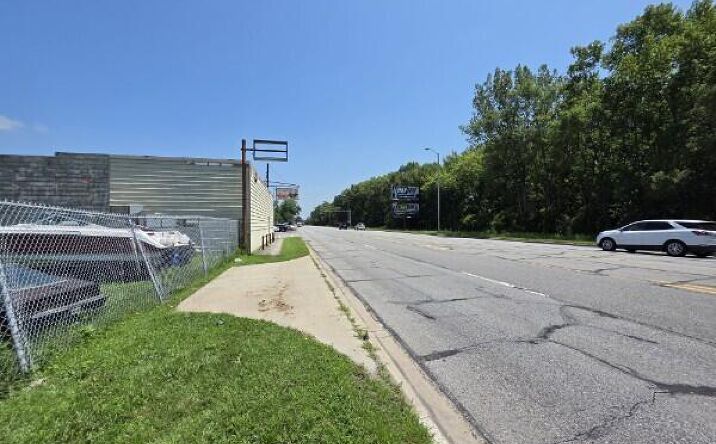 Pictures of Business for Sale, Retail property located at 2400 W Ridge Road, Gary, IN 46408 for sales - image #1