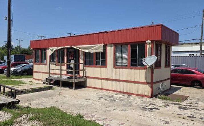 Pictures of Business for Sale, Retail property located at 2450 W Ridge Road, Gary, IN 46408 for sales - image #1
