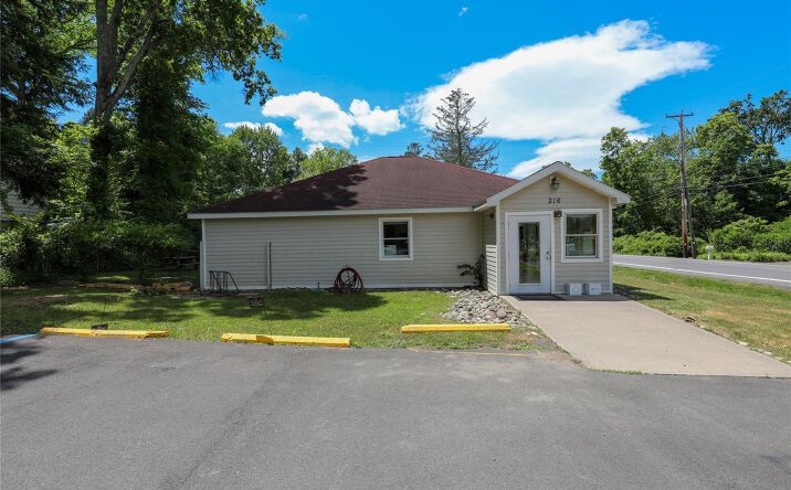 Pictures of Business for Sale property located at 216 State Route 32 N, New Paltz, NY 12561 for sales - image #1
