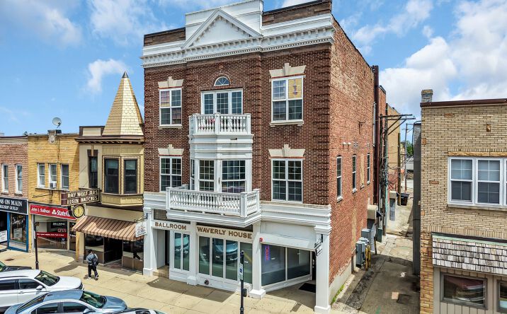 Pictures of Mixed Use property located at 214 Main Street, Woodstock, IL 60098 for sales - image #1