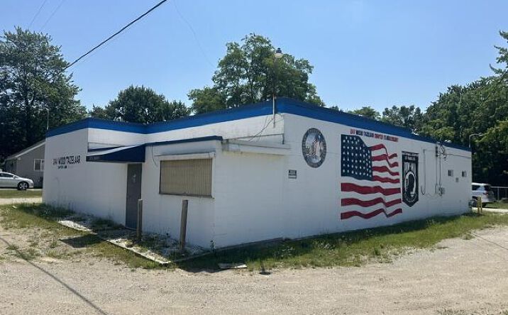 Pictures of Business for Sale property located at 2415 E Laketon Avenue, Muskegon, MI 49442 for sales - image #1