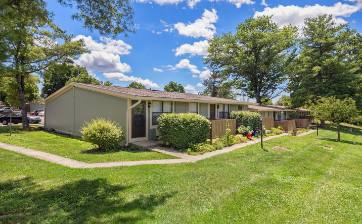 Pictures of Retail, Multifamily property located at 720 Ridgeview Drive, Frankfort, KY 40601 for sales - image #1