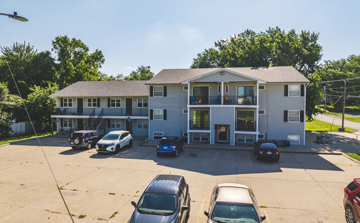 Pictures of Multifamily property located at 1010 N WALNUT ST, MARYVILLE, MO 64468-3508 for sales - image #1