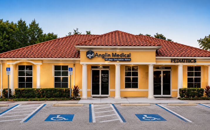 Pictures of Office property located at 13045 Summerfield Square Drive, Riverview, FL 33578 for sales - image #1