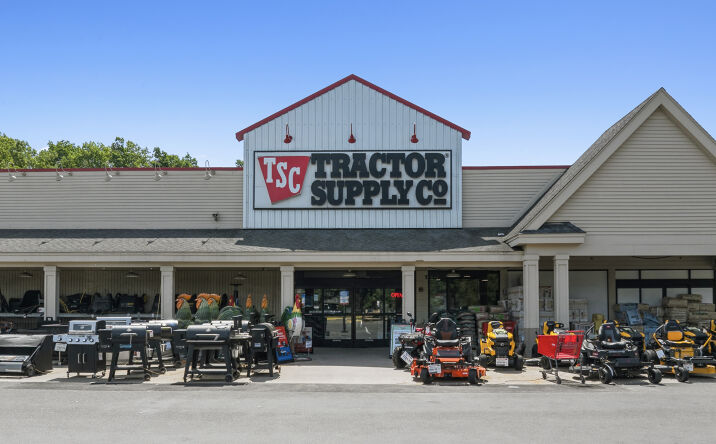 Pictures of Retail property located at 361 Scott Swamp Road, Farmington, CT 06032 for sales - image #1