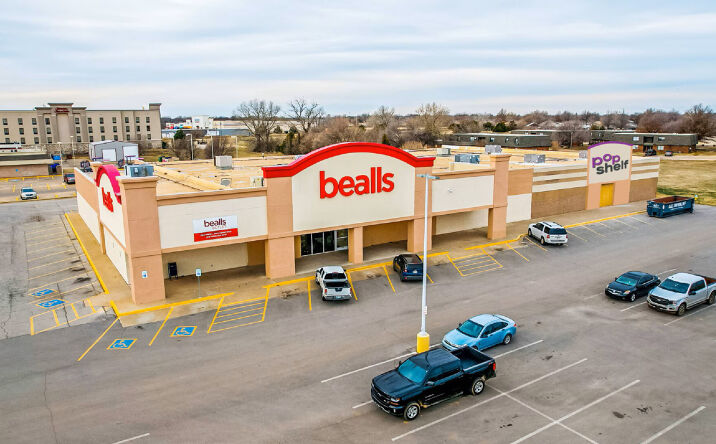 Pictures of Retail property located at 4110 W Owen K Garriott Rd, Enid, OK 73703 for sales - image #1