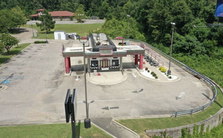 Pictures of Retail, Land property located at 1925 HWY 15 N, LAUREL, MS 39440-1809 for sales - image #1