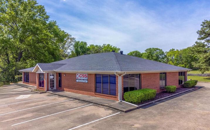 Pictures of Office, Mixed Use, Business for Sale property located at 121 Gilmer Road, Longview, TX 75604 for sales - image #1