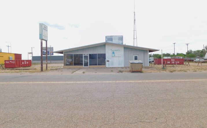Pictures of Office property located at 106 S Quinn, Guymon, OK 73942 for sales - image #1