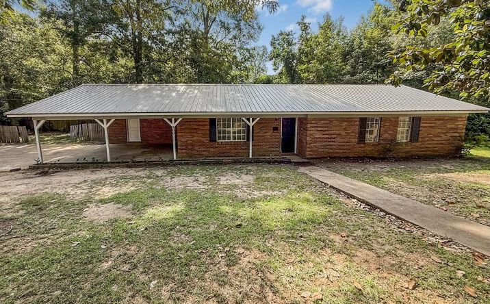 Pictures of Land property located at 500 West Ave N, 70125, MS 39648 for sales - image #1