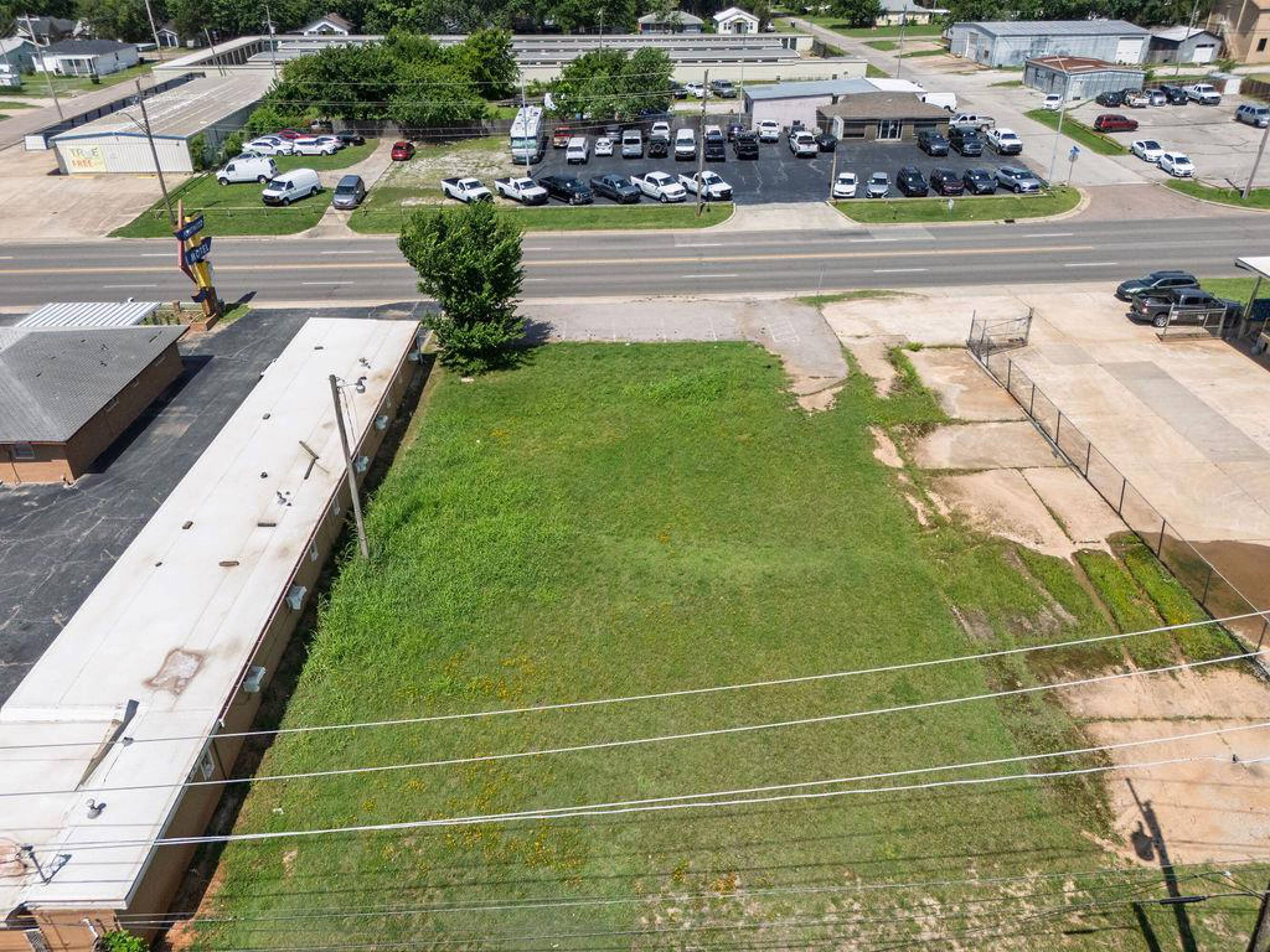 1225 North Harrison Ave, Shawnee, OK 74801