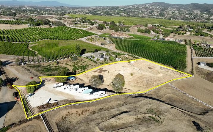 Pictures of Land property located at Kayfour, Temecula, CA 92592 for sales - image #1