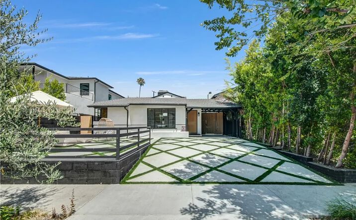 Pictures of Multifamily property located at 4038 Denny, Studio City, CA 91604 for sales - image #1