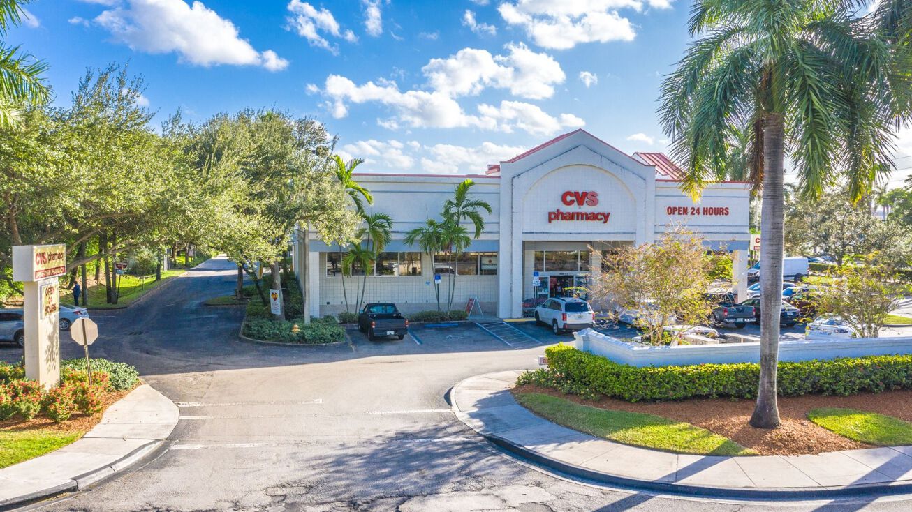 2920 Davie Rd, Davie, FL 33314 Retail Property for Sale CVS pharmacy