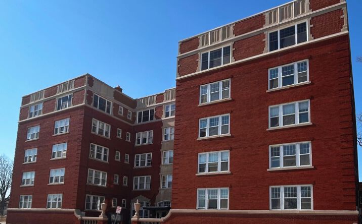 Pictures of Multifamily, Mixed Use property located at 631 South 4th Street, Springfield, IL 62703 for sales - image #1
