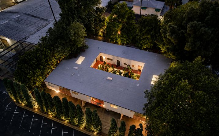 Pictures of Retail, Multifamily property located at 4208 Russell Avenue, Los Angeles, CA 90027 for sales - image #1