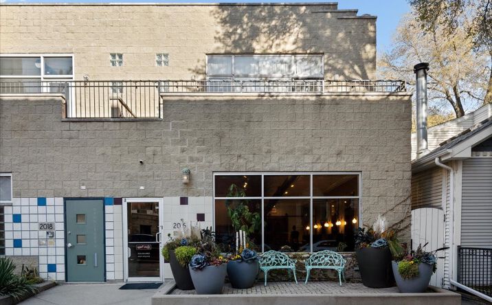 Pictures of Multifamily, Mixed Use property located at 2016 W Concord Place, Chicago, IL 60647 for sales - image #1