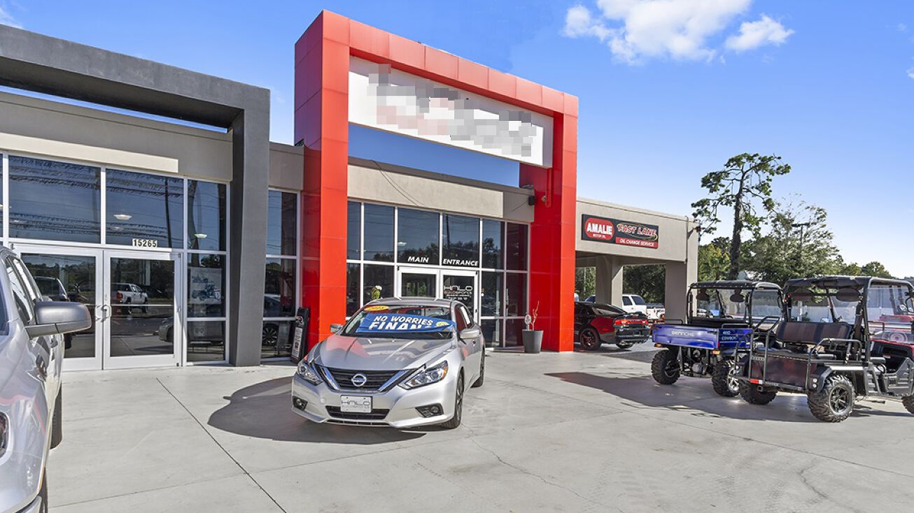 Pictures of Retail property located at 15265 Cortez Blvd, Brooksville