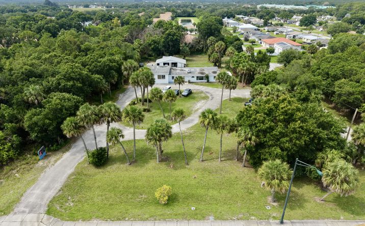 Pictures of Land, Multifamily property located at 7775 20th St, Vero Beach, FL 32966 for sales - image #1