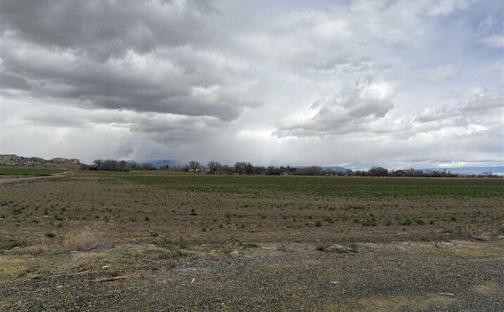 Pictures of Land property located at TBD N Cloud Peak St, Byron, WY 82412 for sales - image #1