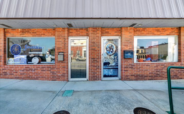 Pictures of Office, Retail property located at 221-223 N. Locust Street, Denton, TX 76201 for sales - image #1