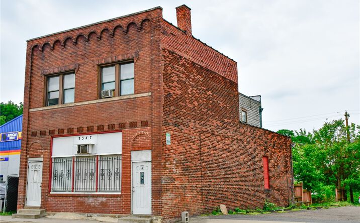 Pictures of Multifamily property located at 3347 W Carson St, Pittsburgh, PA 15204 for sales - image #1