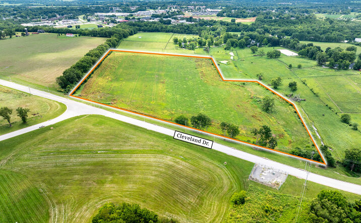 Pictures of Industrial, Land property located at Cleveland Drive, Paris, KY 40361 for sales - image #1