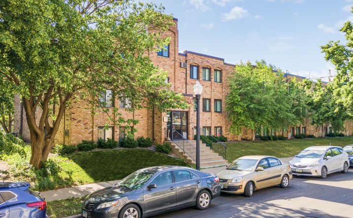Pictures of Multifamily property located at 2631 Columbus Avenue South, Minneapolis, MN 55407 for sales - image #1